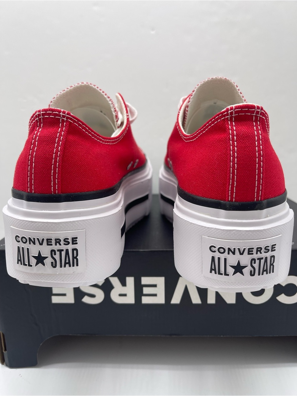 Converse WMNS CTAS LIFT DOUBLE STACK OX
RED/BLACK/WHITE Platform Sneakers - Picture 12 of 16